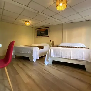 Arupo Hostal Quito